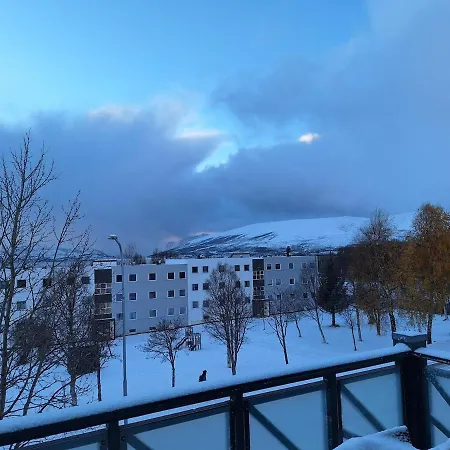 Koselig Leilighet Med Utsikt